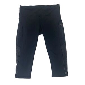 Lululemon Women’s Cropped Black Leggings with Mesh Size 8